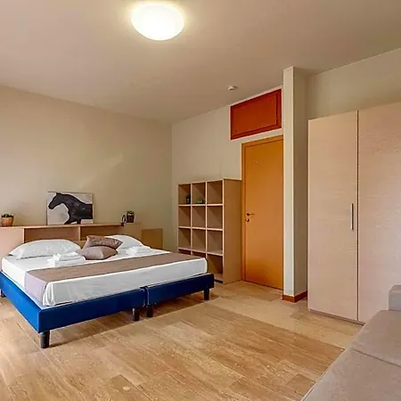 Casa Da Fraschini 3* Milano