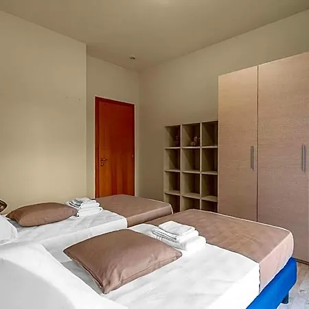 Casa Da Fraschini 3* Milan